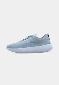 FREE 2025 - Sportovní boty - armory blue/football grey