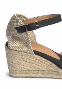 Castañer Scarpe con plateau - nero
