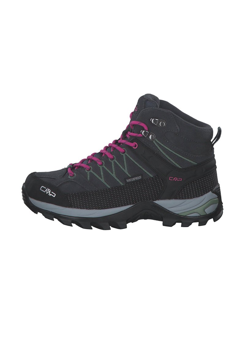 Stivale da trekking impermeabile nero con lacci rosa, pannelli laterali testurizzati e suola robusta per una migliore aderenza. Dettagli argentati sul tallone.