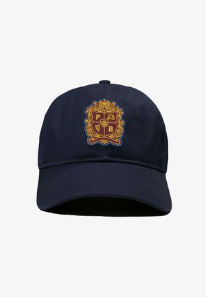 Marineblauwe katoenen baseballcap met een gestructureerde kroon, gebogen klep en geborduurd embleem met "P B" in gouden en blauwe accenten.