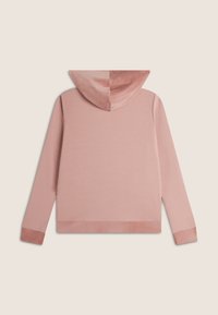 Sweatshirt à capuche rose avec une texture douce, dotée d'une capuche lisse et de poignets côtelés. Le design est simple et ajustement décontracté.