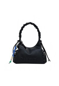 Geantă de umăr din piele neagră cu mâner adunat, prevăzută cu un buzunar cu fermoar, breloc decorativ și logo embosat pe partea din față.