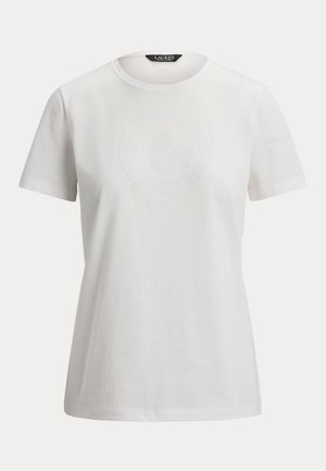 Hvid kortærmet dame-T-shirt med rund halsudskæring og diskret præget cirkulært logo på forsiden, mærket Lauren Ralph Lauren.