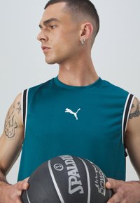 Puma WINNING SHOT TANK - Topper - cold green