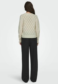 JDY JDYLETTY LS V-NECK - Vest - whitecap gray