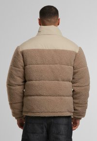 Urban Classics Vinterjakke - darktaupe