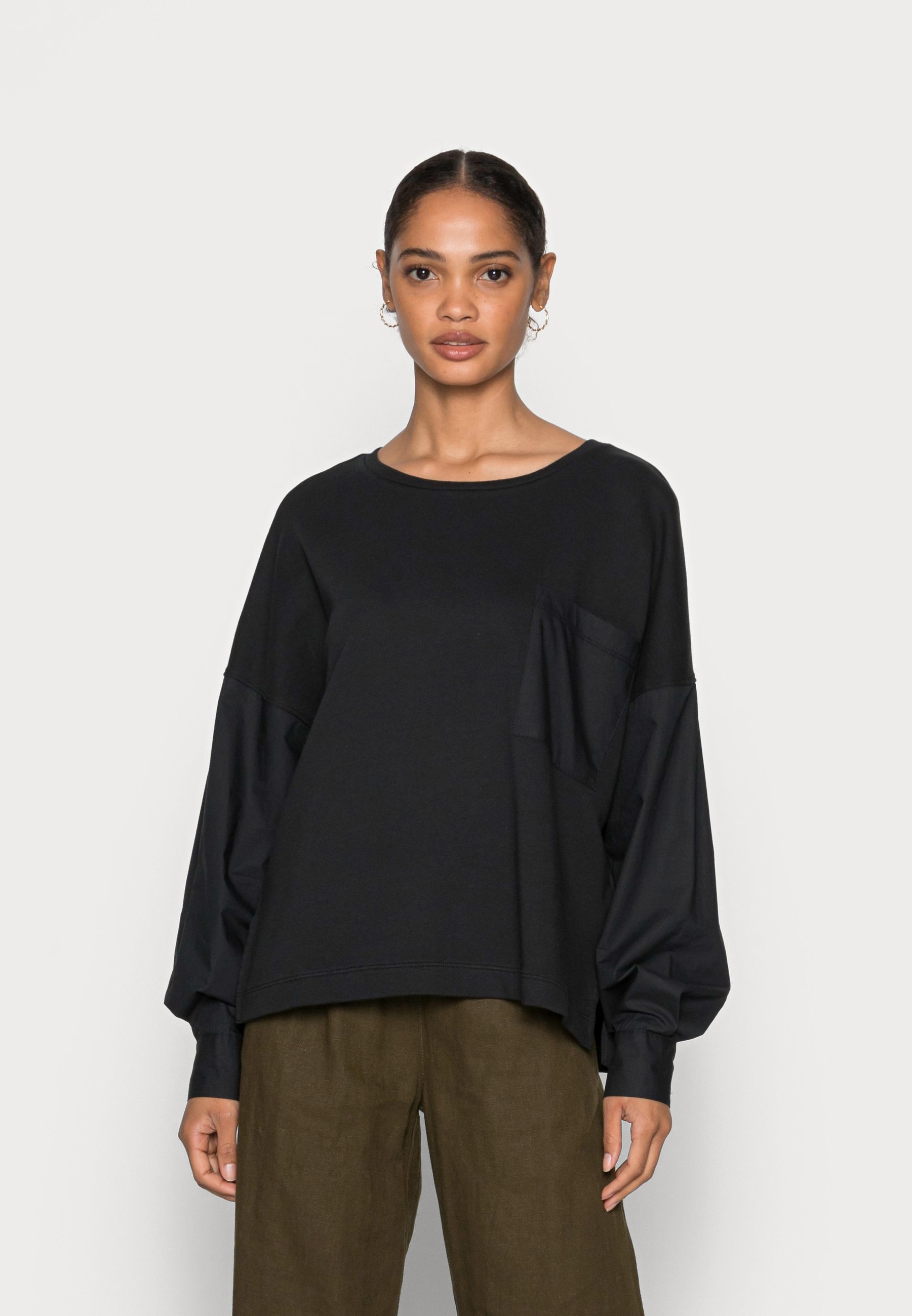 chanel orange sweater