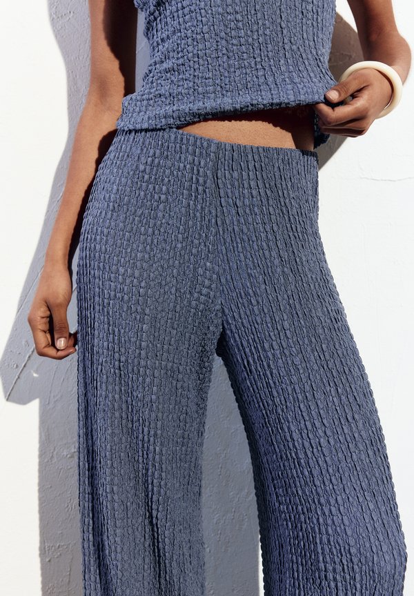 CREASED-EFFECT STRAIGHT - Stoffhose