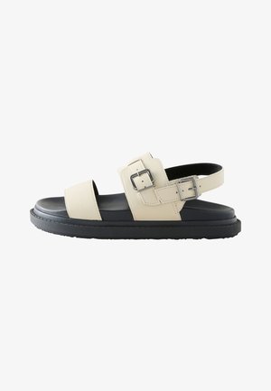 Next, REGULAR FIT - BUCKLE DETAIL CHUNKY FOOTBED SANDALS . - Sandaalid - ecru white