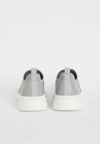 Friends Like These REGULAR FIT - Tossud - grey