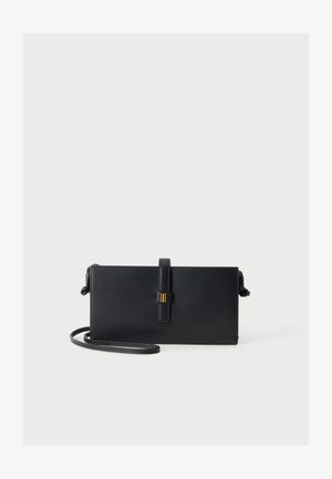 By Malene Birger, VERA PHONE - Phone pouch - black