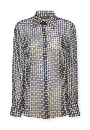 Blusa leggera e semitrasparente con maniche lunghe e colletto, caratterizzata da un motivo blu ripetitivo su fondo crema. Include chiusure con bottoni.