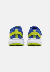Viking AERY DAL UNISEX - Baskets basses - cobolt/acid green