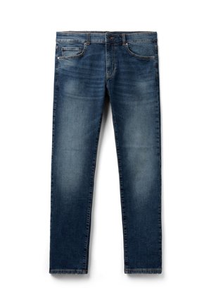 Donkerblauwe denim jeans met een recht model. Kenmerken zijn onder andere vijf zakken, een ritssluiting en contrasterende stiksels. Versleten uitstraling met subtiele vervaging.