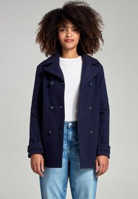 Unselected, rich navy
