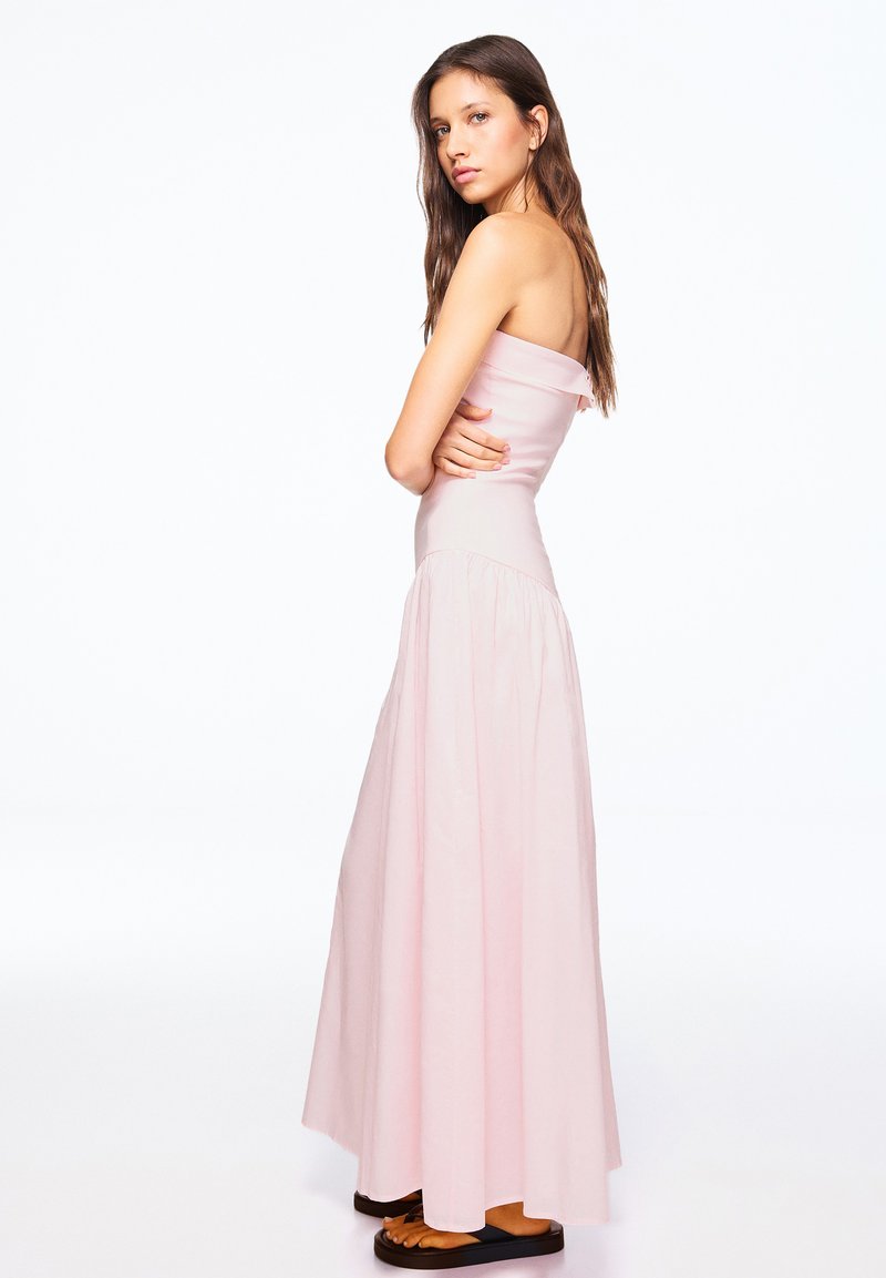 Bershka BANDEAU - MIDI DRESS 01080777 - Day dress - pink - Zalando.ie