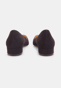 Bata Balerinos stiliaus laivutės - nero