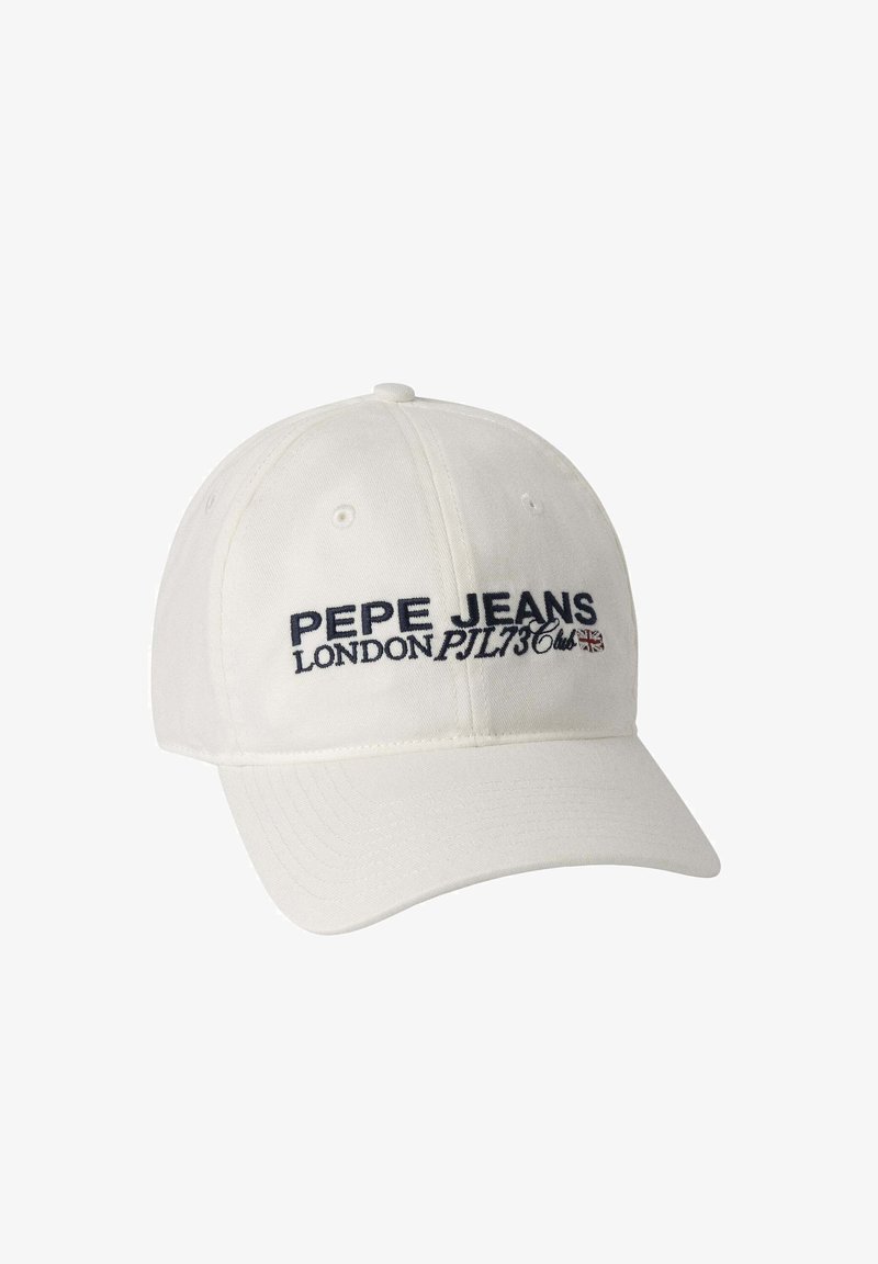 Casquette de baseball blanche avec le texte brodé en noir "PEPE JEANS LONDON PIL 73 Club" et un petit drapeau Union Jack sur le panneau avant.