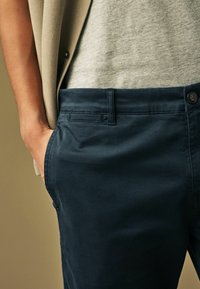 Next REGULAR FIT - Šorti - navy blue