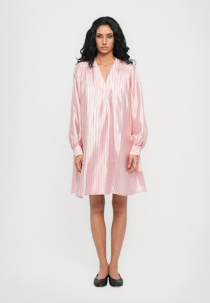 Vestido informal - rose