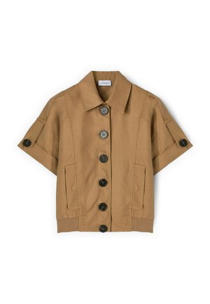 Kurzärmelige, kastanienbraune Jacke zum Zumachen mit großen schwarzen Knöpfen, zwei Vordertaschen und spitzem Kragen.