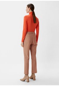 comma Stoffhose - hellorange