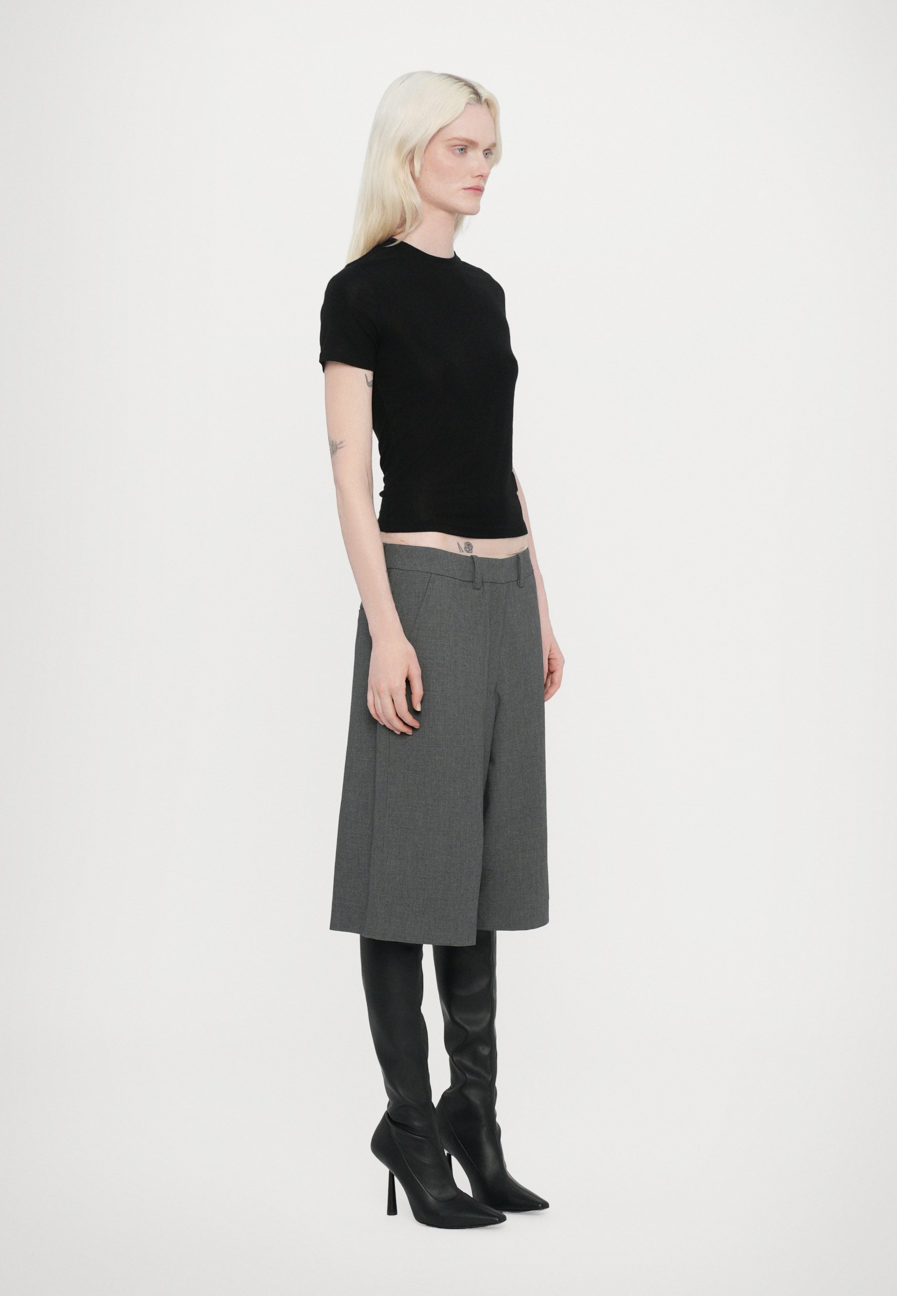 ショートパンツ TWINSET SHORTS NEVE TWINSET Shorts - grigio melange/gessato neve/grijs - Zalando.be