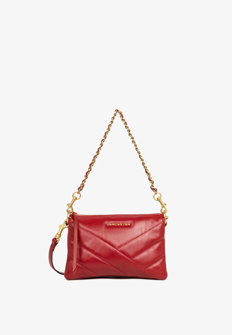 LANCASTER SMALL SOFT MATELASSÉ - Sac à main - carmin