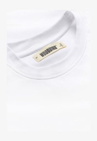 Επιλέχθηκε, white