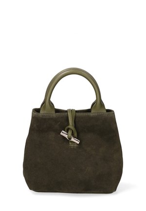 Borsa a tracolla verde in suede con un design strutturato, superficie testurizzata, doppi manici superiori e un'accento di pelle annodato con una chiusura metallica.