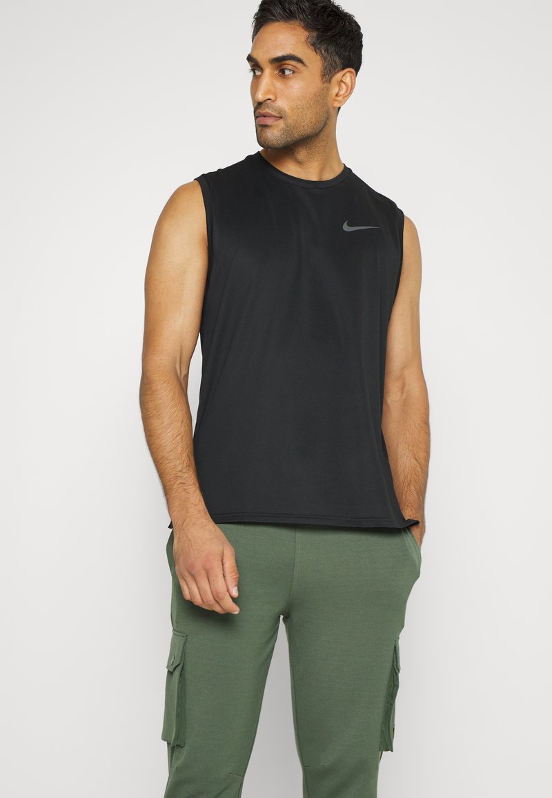 Herren Trainingsanzüge | Lyle & Scott TRACKIES WITH CARGO POCKET Jogginghose cactus green/khaki - CD30401 Herren Trainingsanzüge | Lyle & Scott TRACKIES WITH CARGO POCKET Jogginghose cactus green/khaki - CD30401
