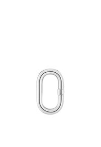Carabiner de metal plateado con forma ovalada alargada, que presenta una superficie lisa y un mecanismo de bisagra para un agarre seguro.