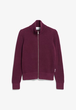 Geribbelde, diep bordeauxrode trui met een hoge kraag en een rits aan de voorkant. Voorzien van lange mouwen en een aansluitende tailleband voor een snug fit.