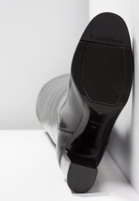 L’Autre Chose Botas mosqueteras - black