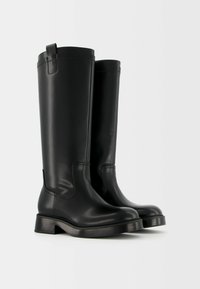 Bershka Botas con plataforma - black