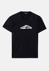 JUST RIGHT FIT TEE - Μπλουζάκι με στάμπα - black