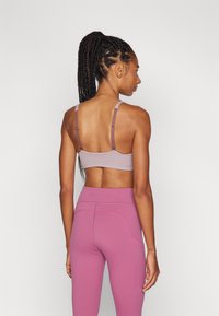 Patagonia MAIPO LOW IMPACT ADJUSTABLE BRA - Αθλητικό σουτιέν μεσαίας στήριξης - stormy mauve