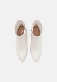 Anna Field Klasszikus bokacsizmák - white