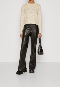 ONLY Petite Svetr - off-white