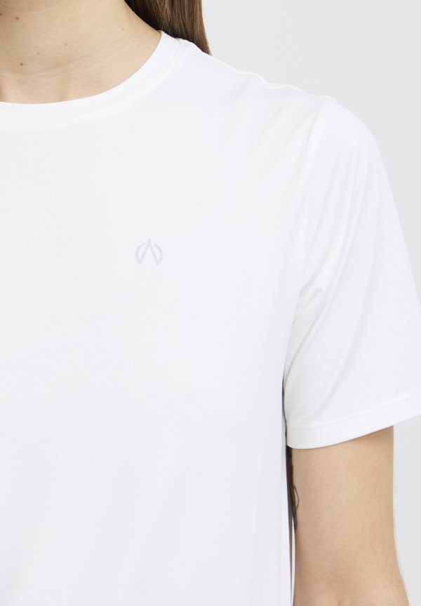 NBTAGA - Basic T-shirt4