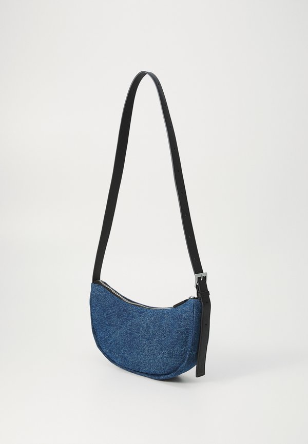 BOX LOGO SOFT HALFMOON  - Handbag4