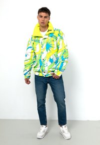 ELHO SAVOGNIN  - Blouson - white