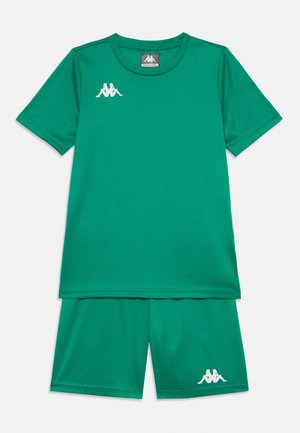 GORKIT UNISEX - Shorts - green