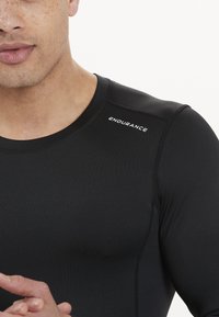 Endurance FUNKTIONS POWER - Undertrøjer - black