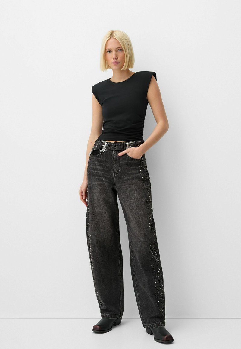Bershka Relaxed fit jeans zwart Bershka Relaxed fit jeans zwart