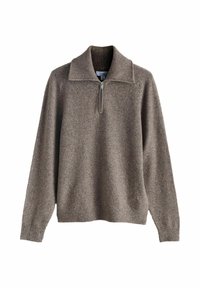 Pruun lukuga kaelusega kampsun, millel on soonikuga krae ja varrukaotsad. Pehme tekstuur, lahtine lõige ja minimaalne õmbluste detail.