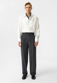 Pantalon classique - smoked