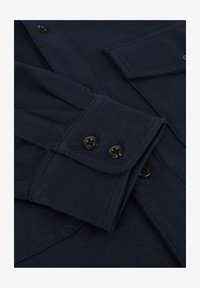 Geselecteerd, c salute