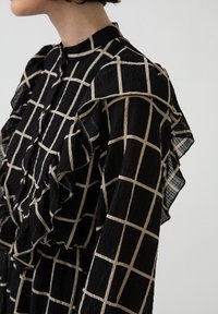Touché Privé FRILLED - Maxi šaty - black