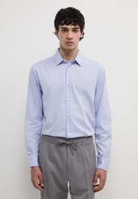 Calliope Camicia elegante - bleu ciel